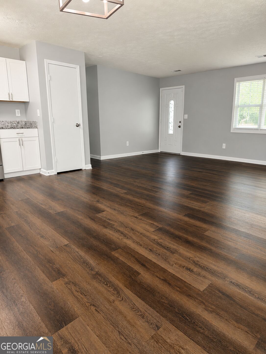210 Pine Valley Drive Property Photo 14
