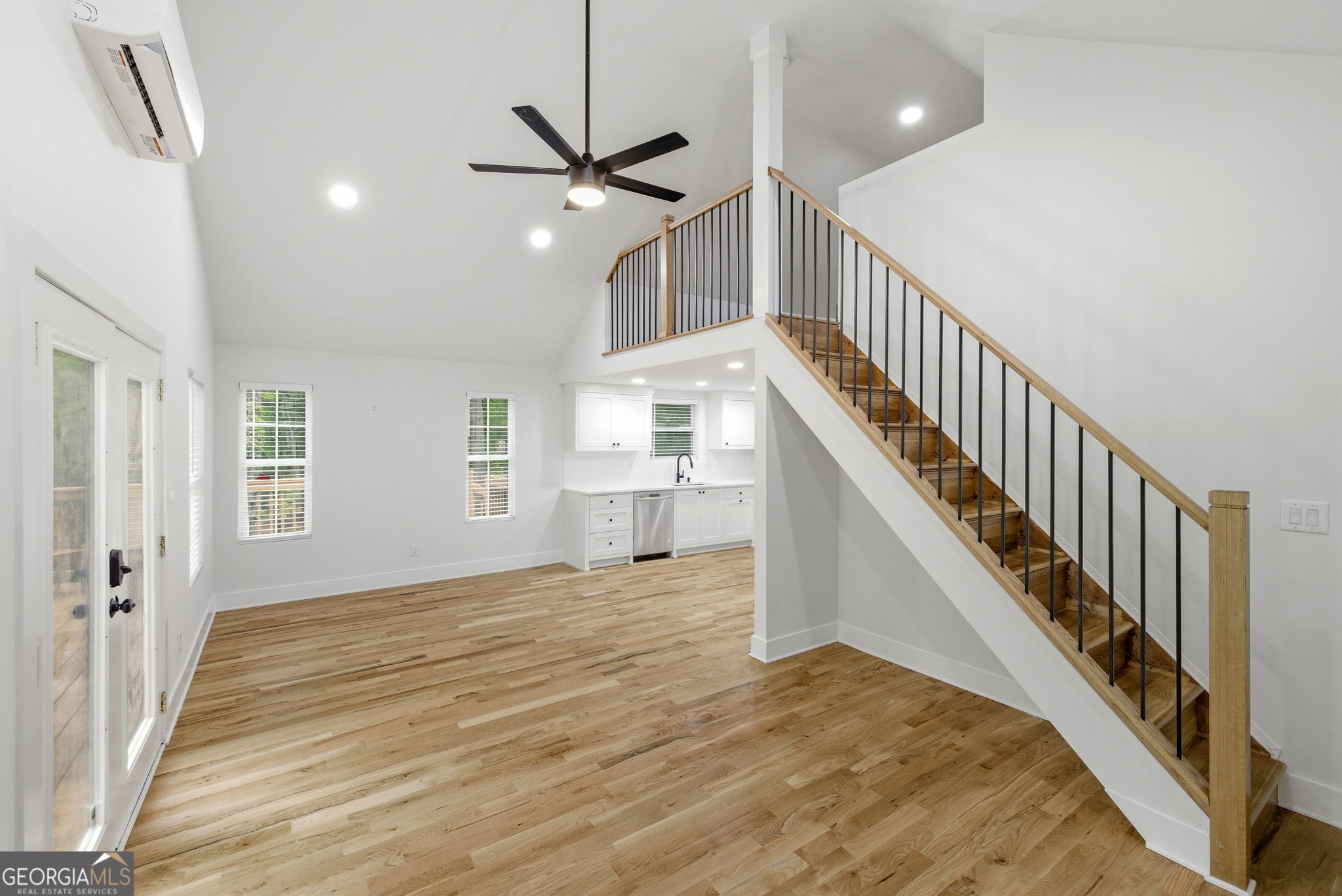 458 Almond Circle Property Photo 8