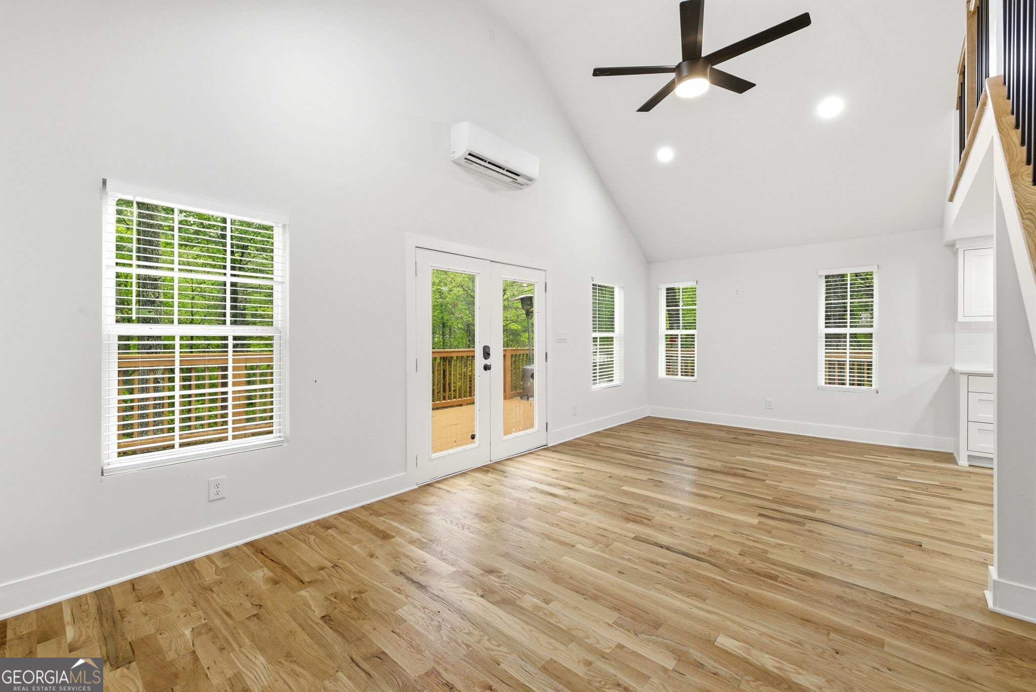 458 Almond Circle Property Photo 10