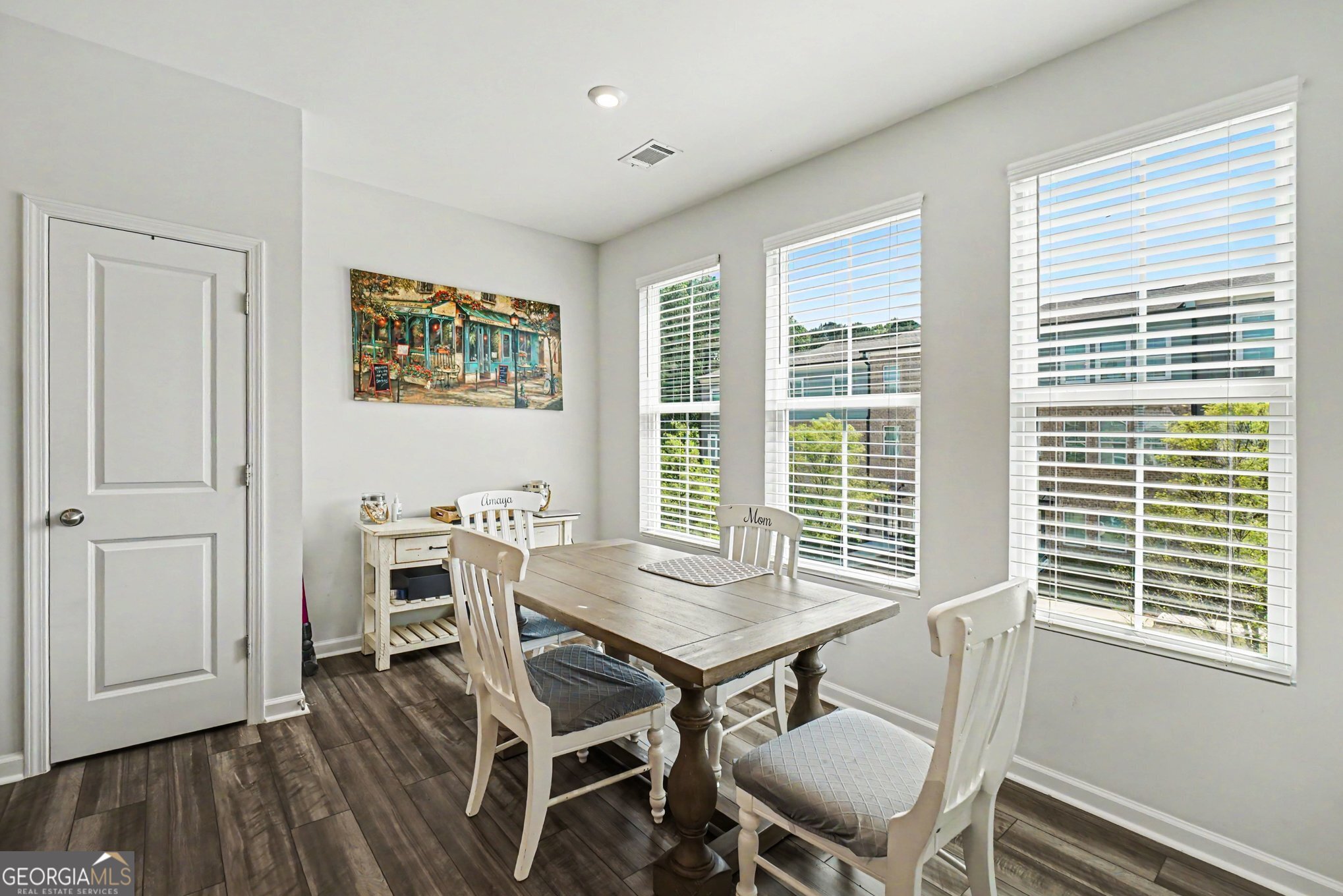 1000 Taylor Court Property Photo 6