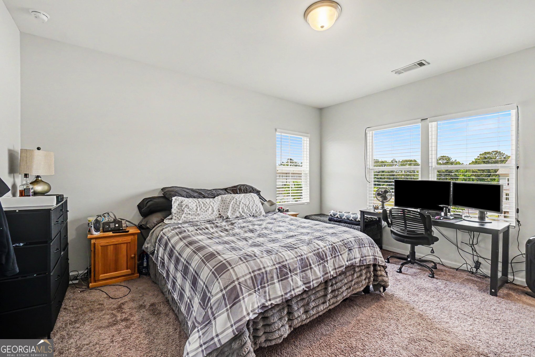 1000 Taylor Court Property Photo 15
