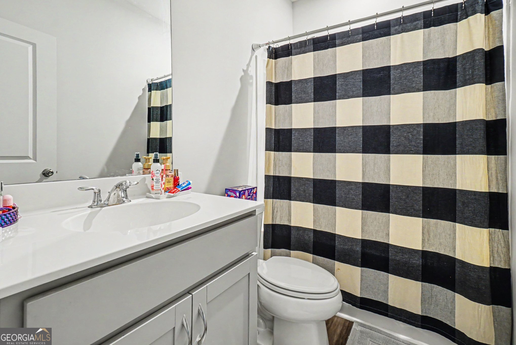 1000 Taylor Court Property Photo 16