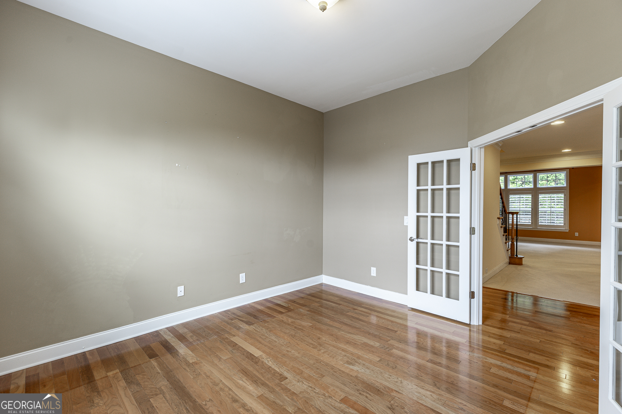 7042 Tree House Way Property Photo 8
