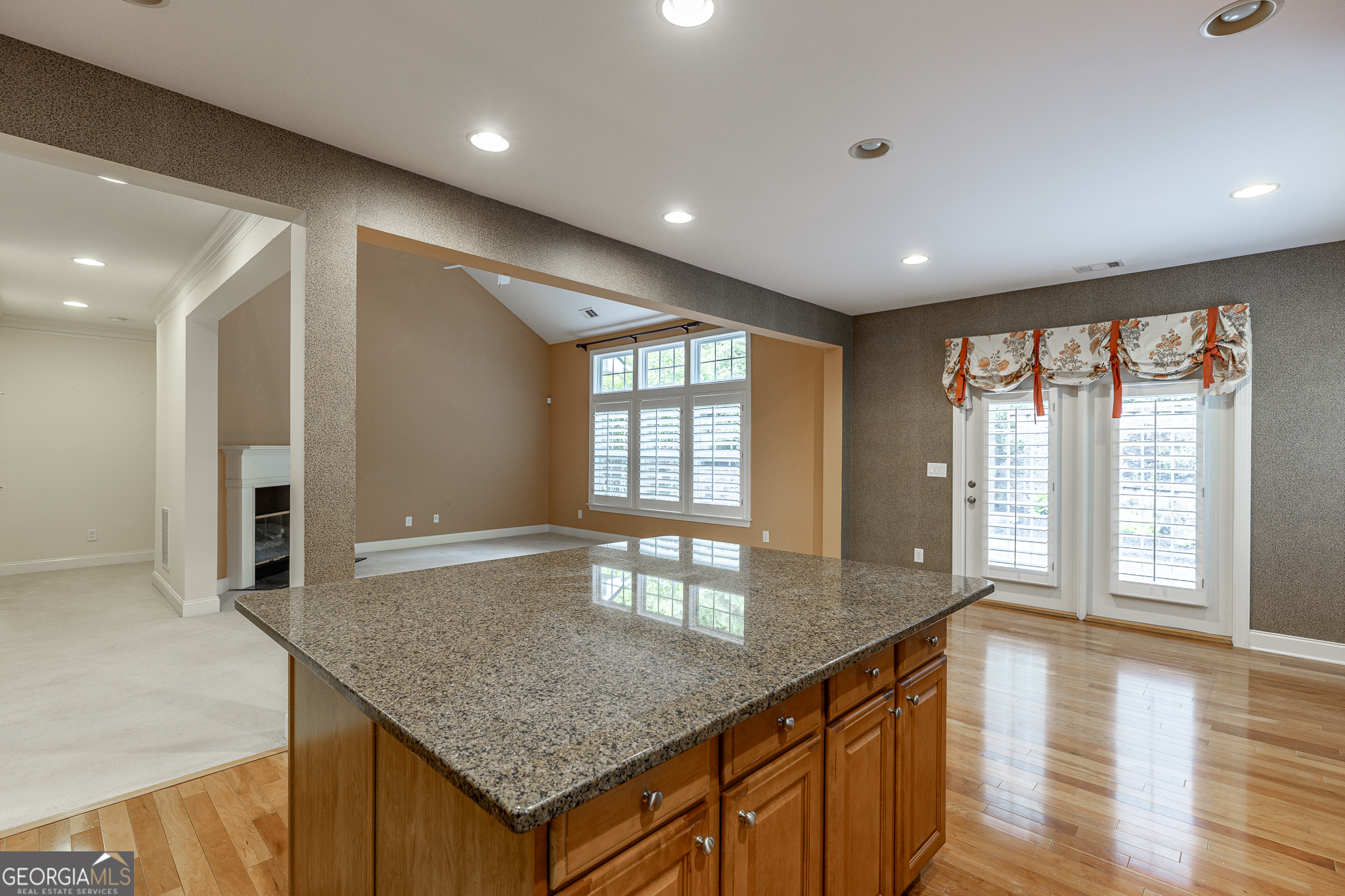 7042 Tree House Way Property Photo 23