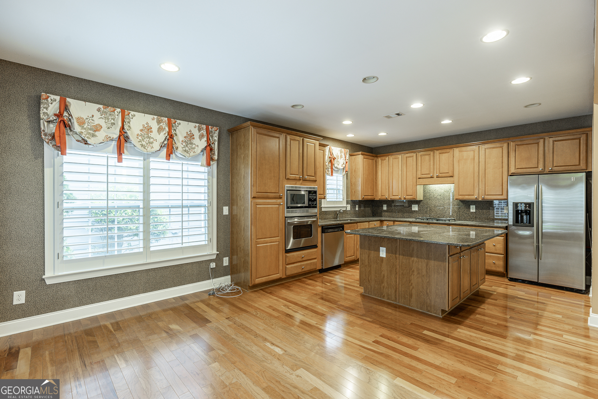 7042 Tree House Way Property Photo 25