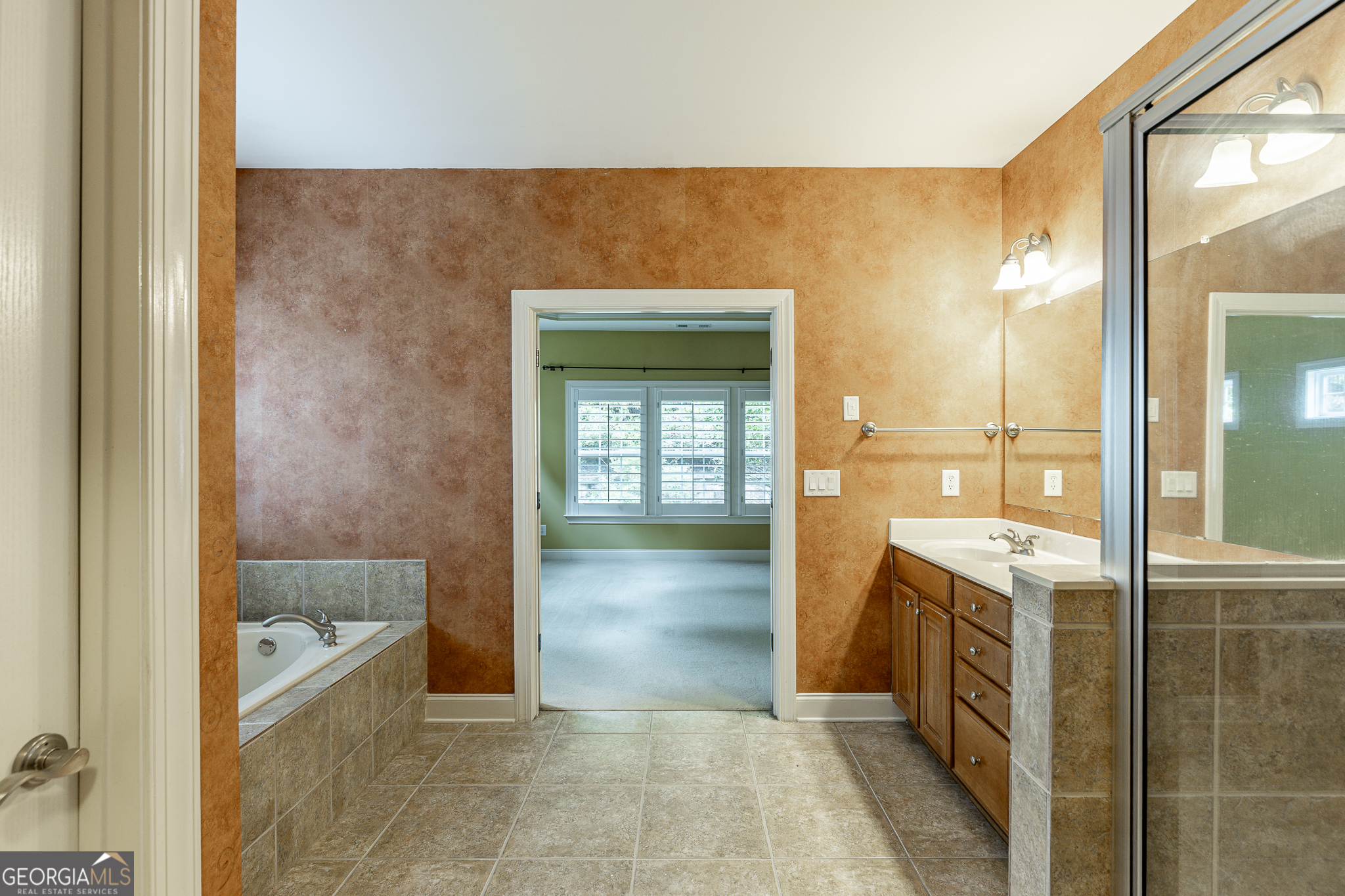 7042 Tree House Way Property Photo 32