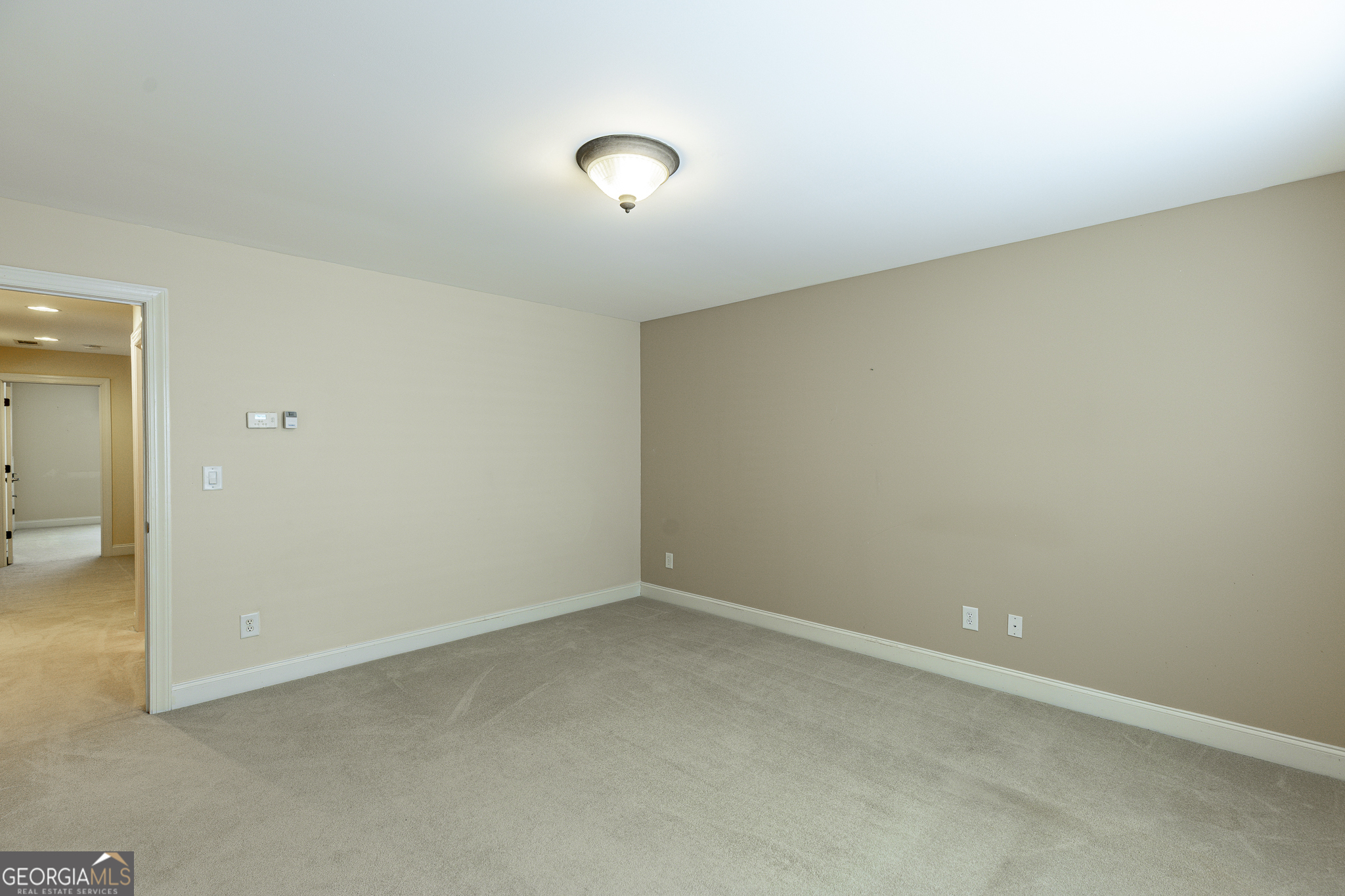7042 Tree House Way Property Photo 38