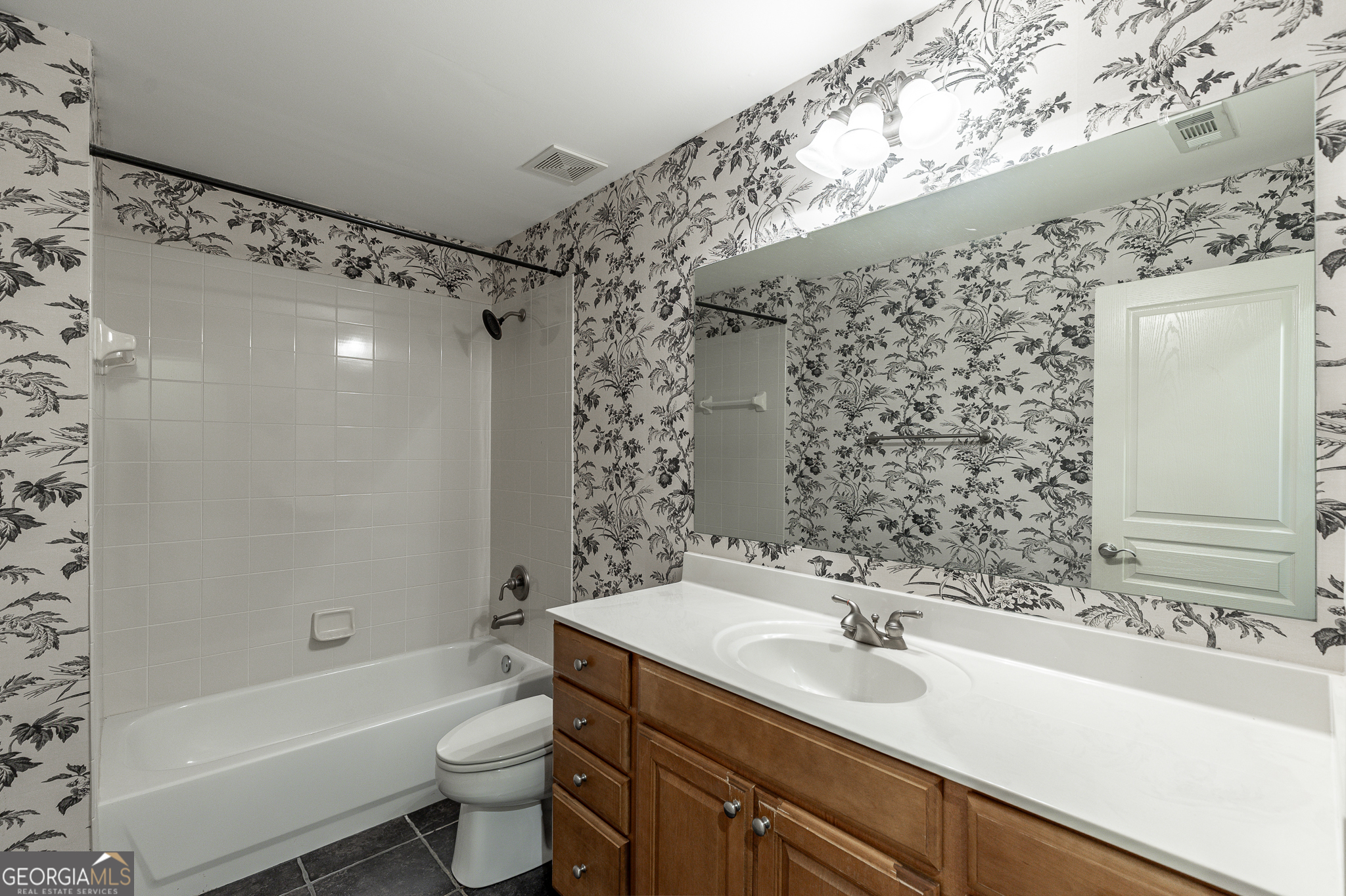 7042 Tree House Way Property Photo 40