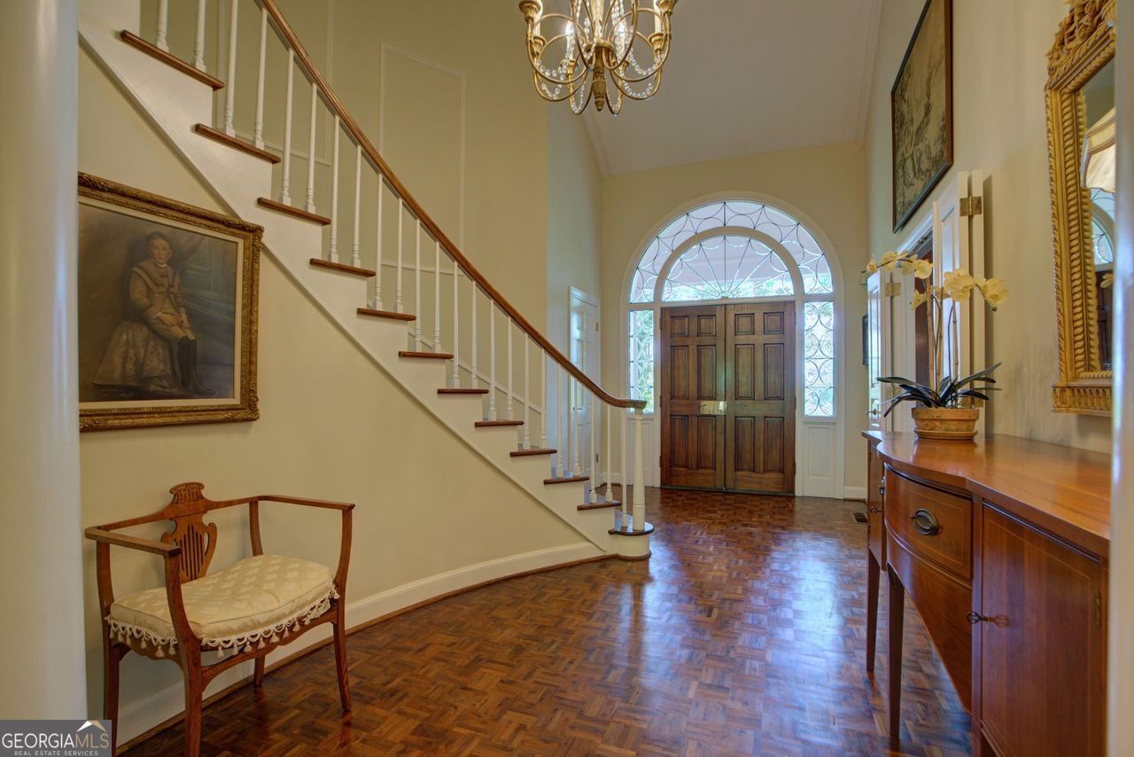 15 Lenox Circle Se Property Photo 8