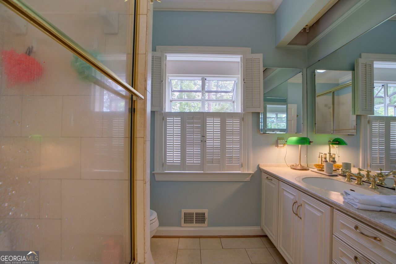 15 Lenox Circle Se Property Photo 23