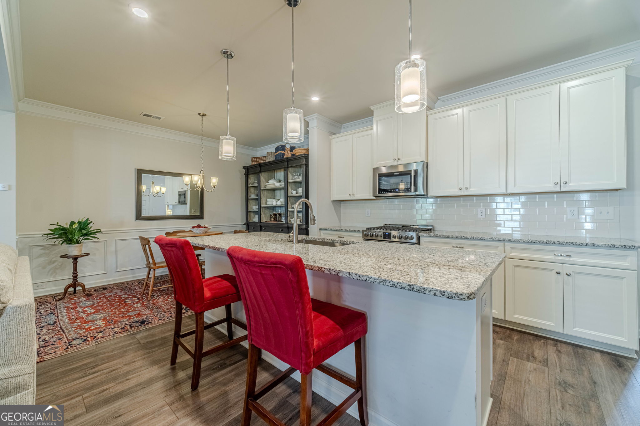 512 Green Street Property Photo 8