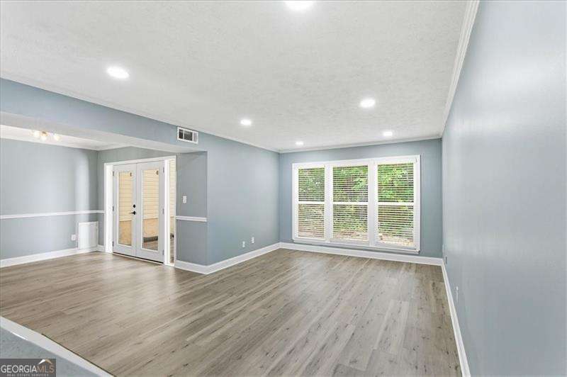 2696 Greentree Drive Se Property Photo 7