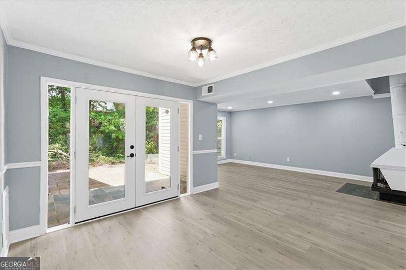 2696 Greentree Drive Se Property Photo 8