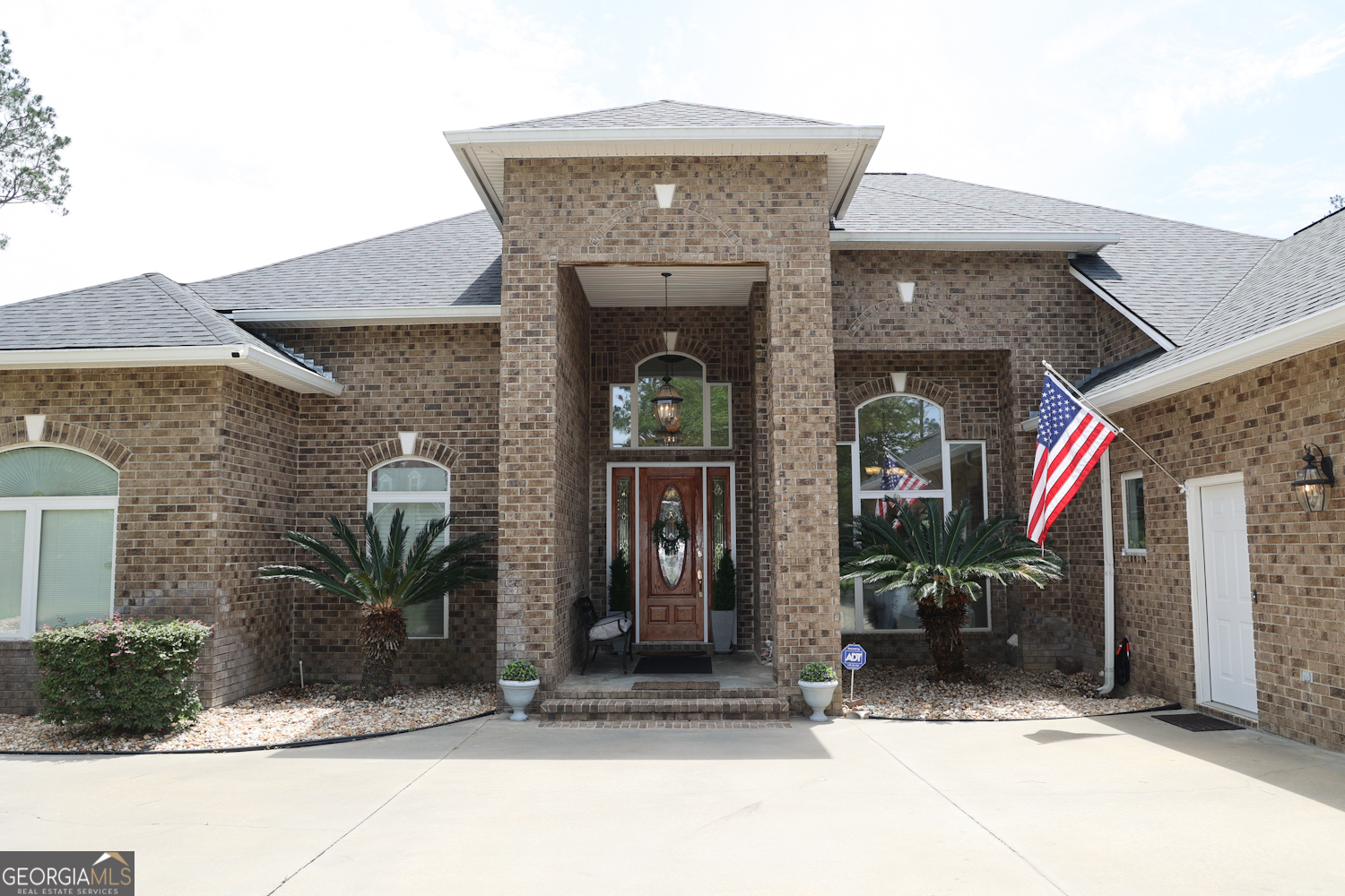 1620 Fairway Drive Property Photo 2