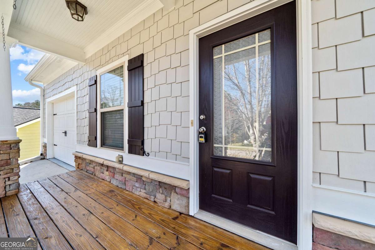 157 Oakwood Drive Nw Property Photo 1