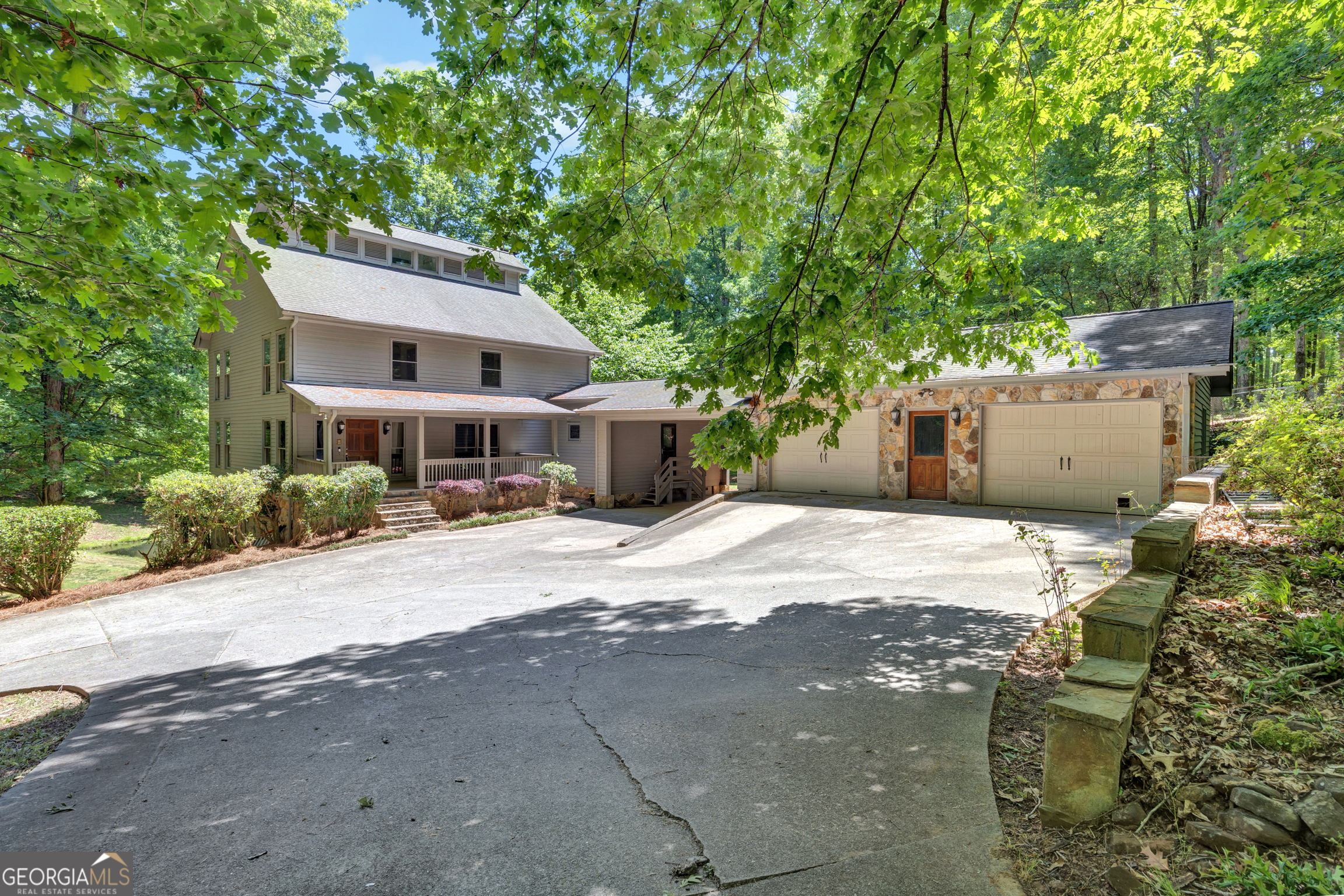 400 River Cove Road Property Photo 1