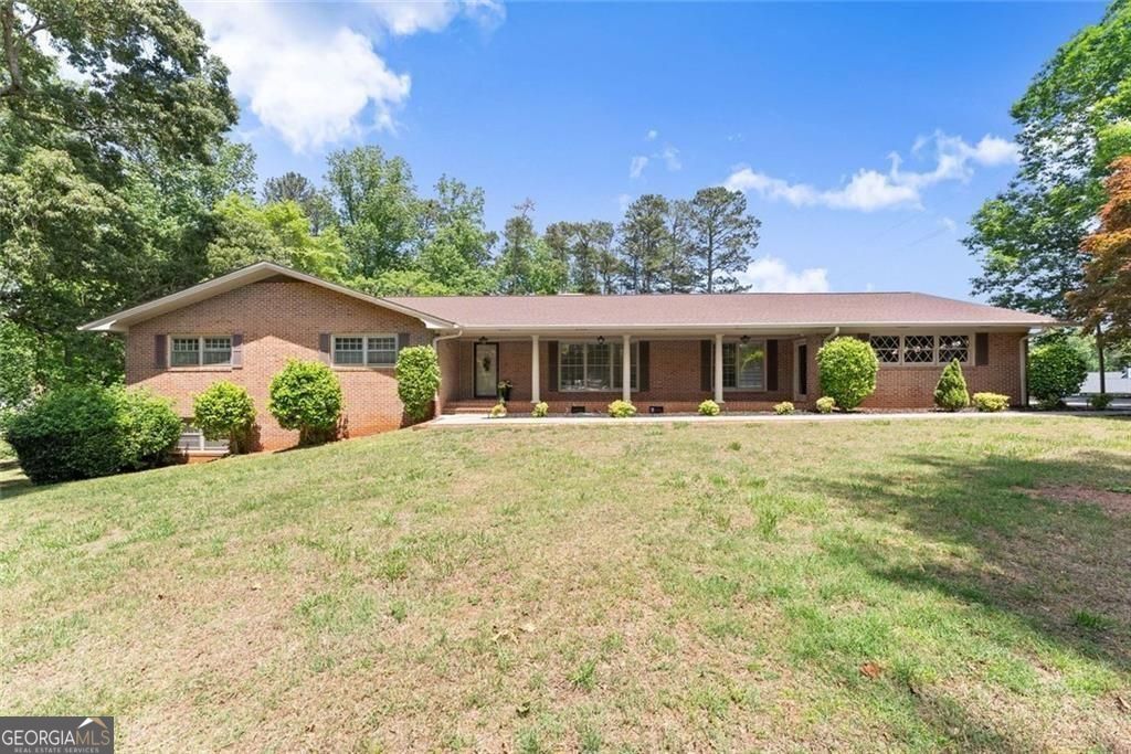 4118 Mountain View Road Property Photo 1