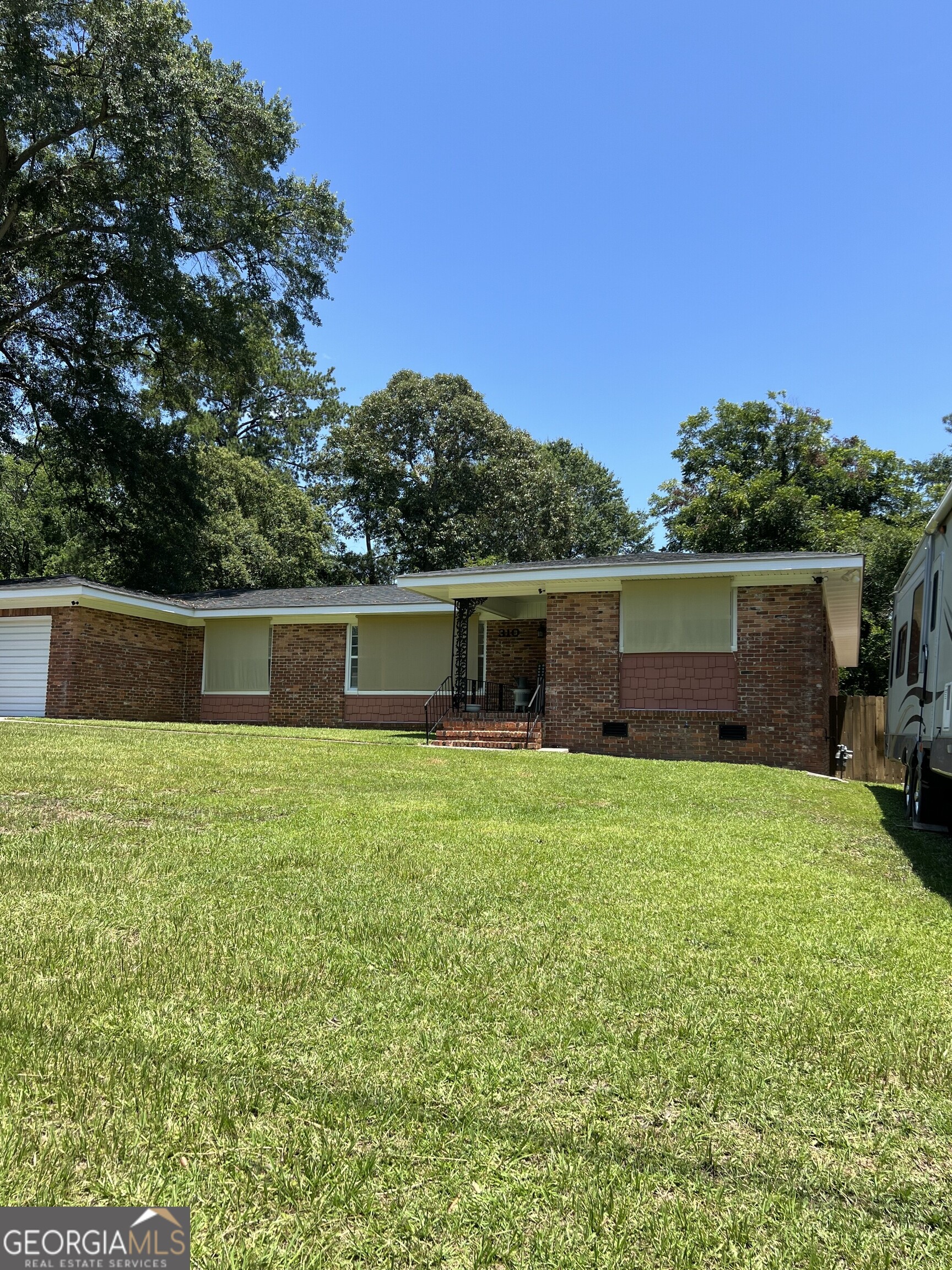 310 Forest Hill Drive Property Photo 1