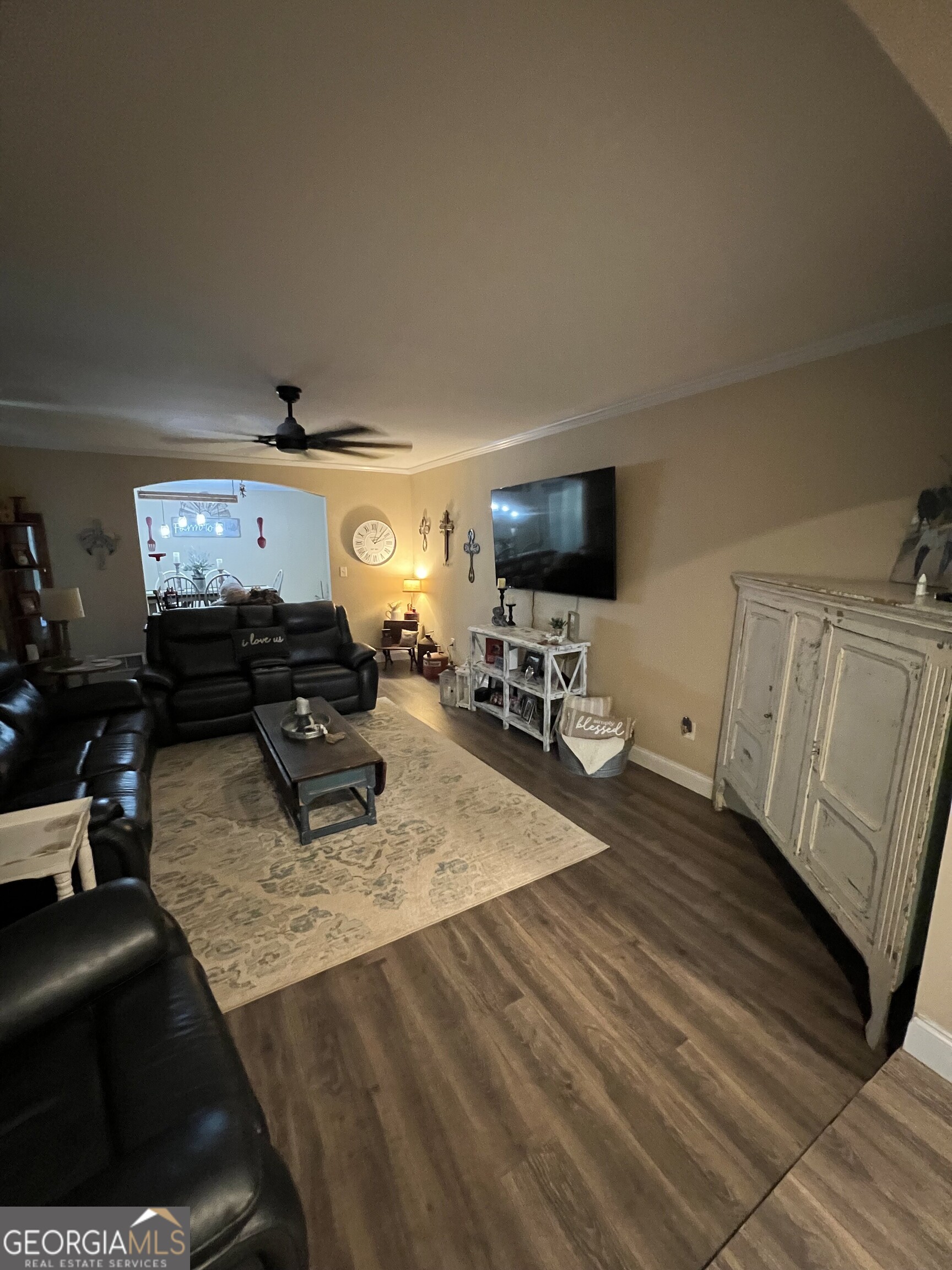 310 Forest Hill Drive Property Photo 4