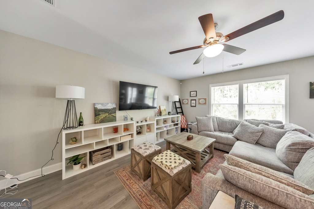 52 Hood Park Court Property Photo 4