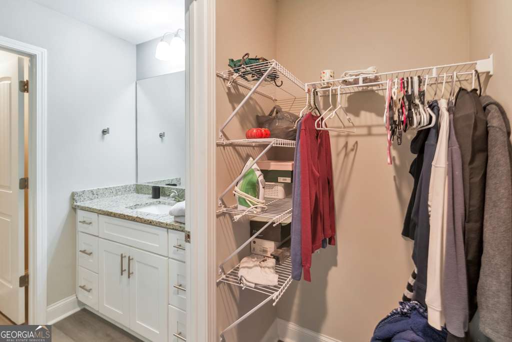 52 Hood Park Court Property Photo 17