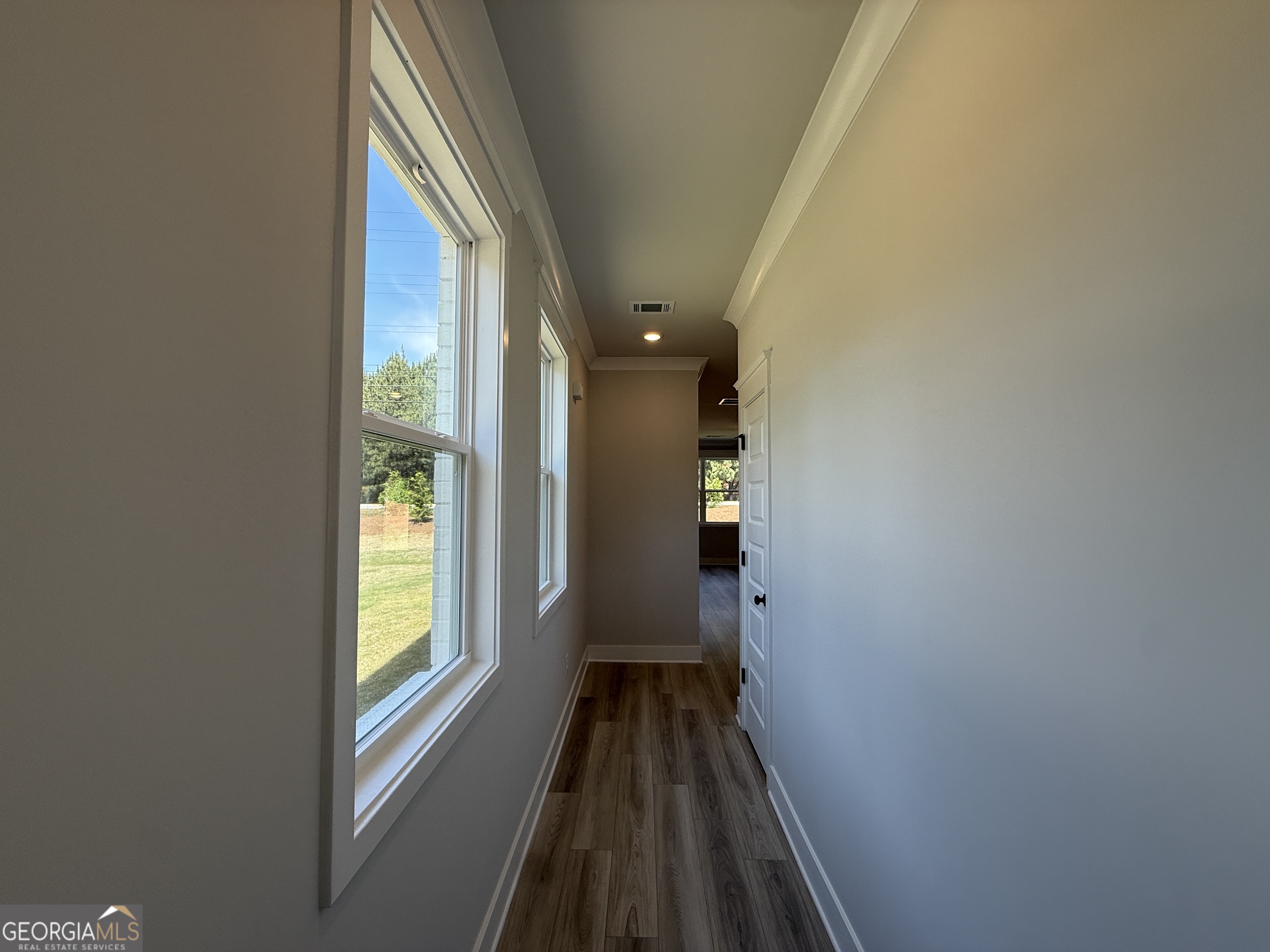 329 Brook Landing Circle Property Photo 3
