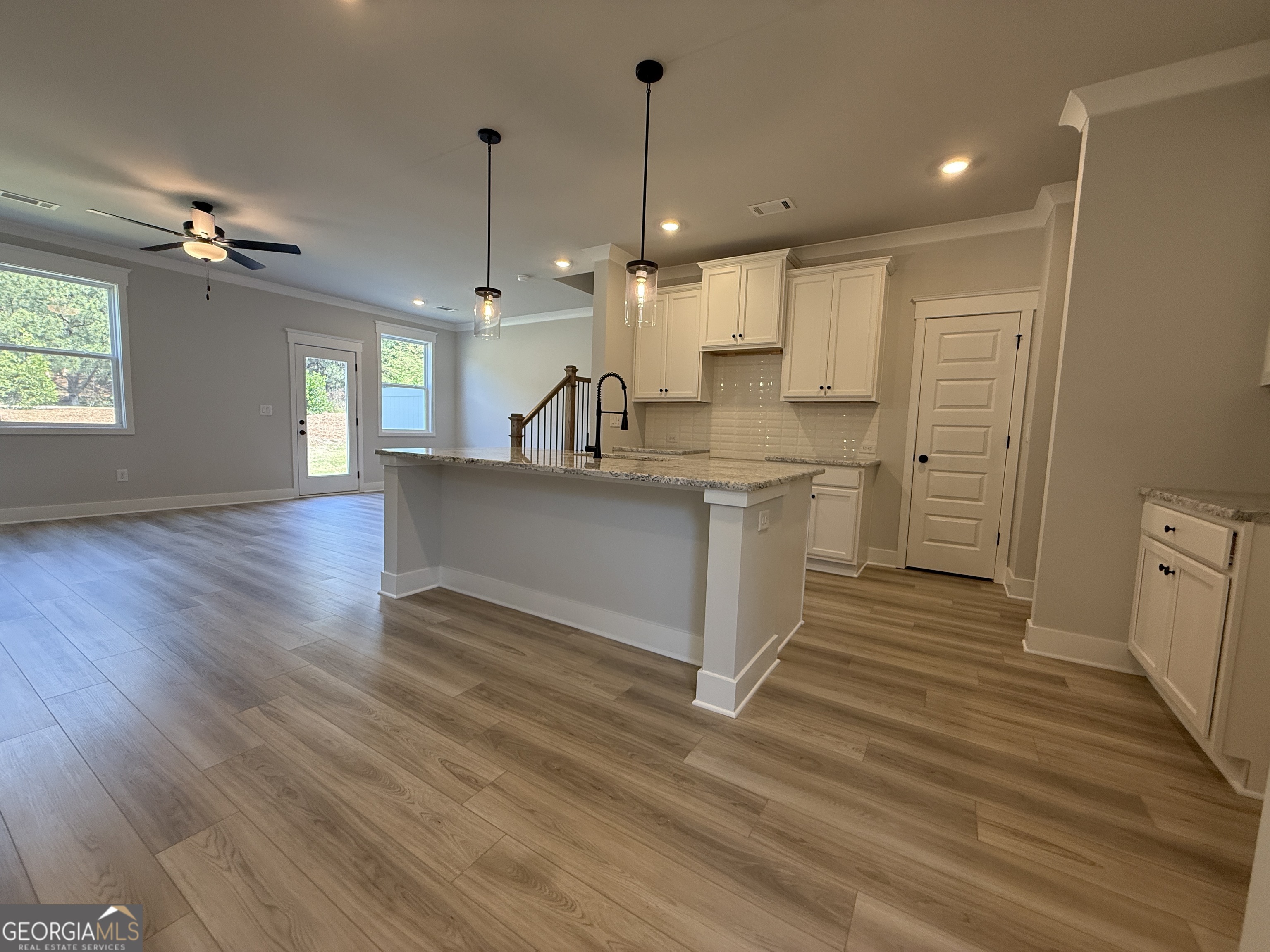 329 Brook Landing Circle Property Photo 4