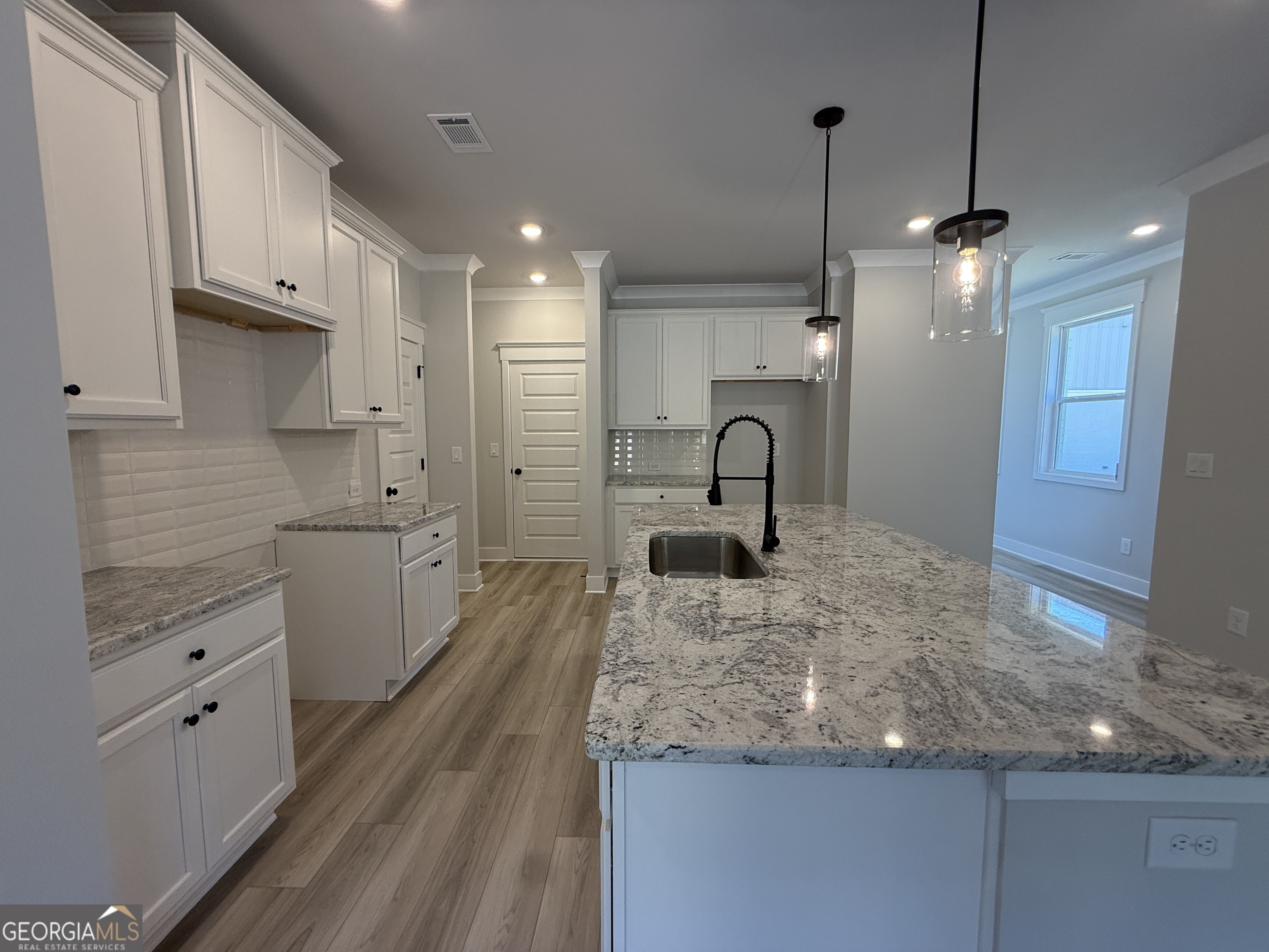 329 Brook Landing Circle Property Photo 7
