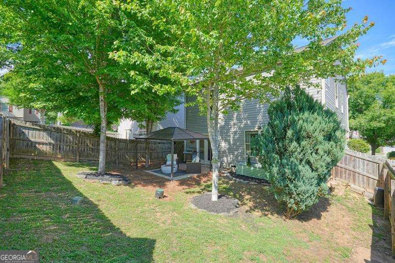 402 Wilshire Court Property Photo 36