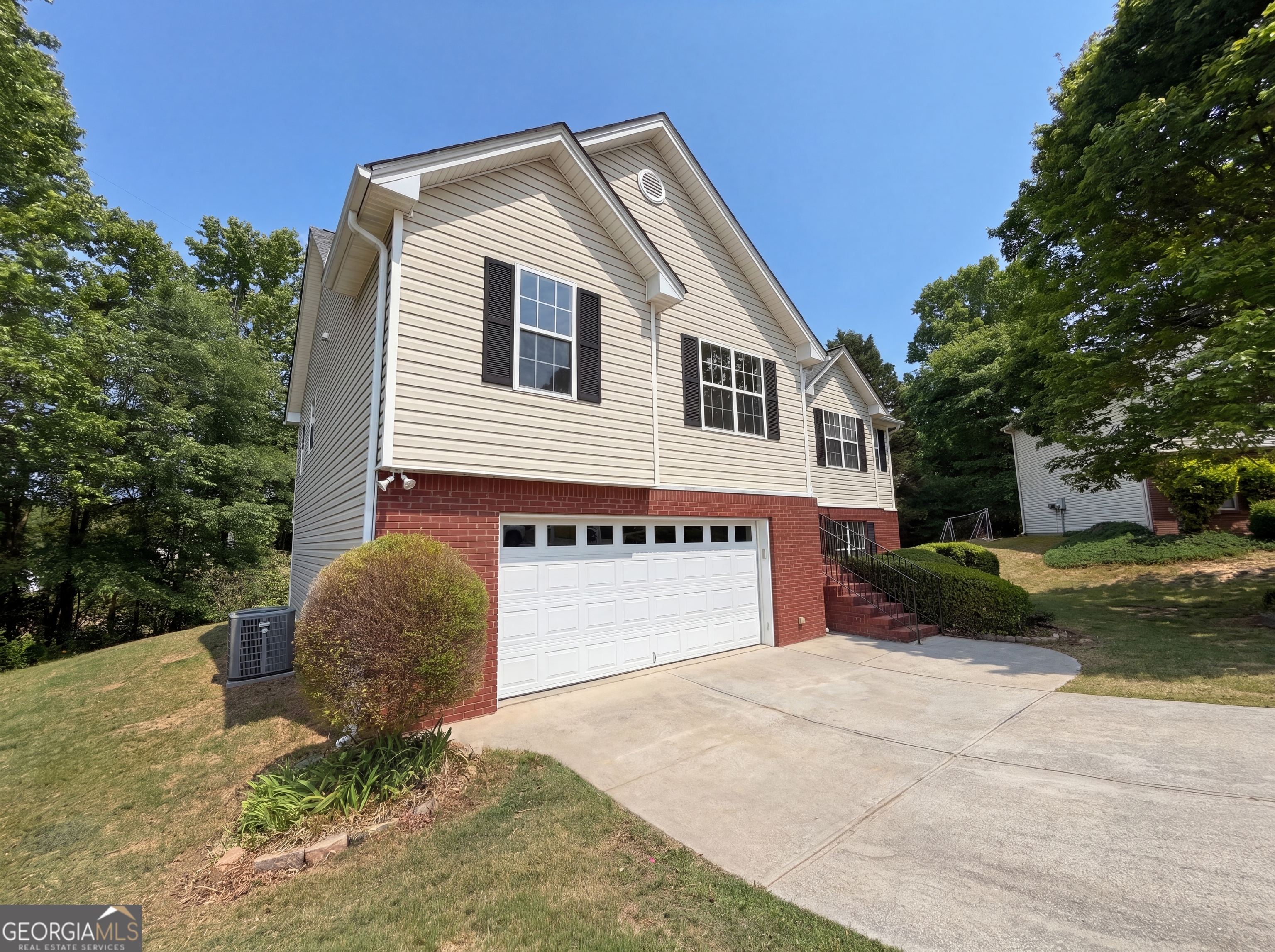 3222 Keenly Ives Court Property Photo 1
