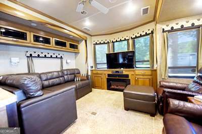 12 Destination Drive Property Photo 21
