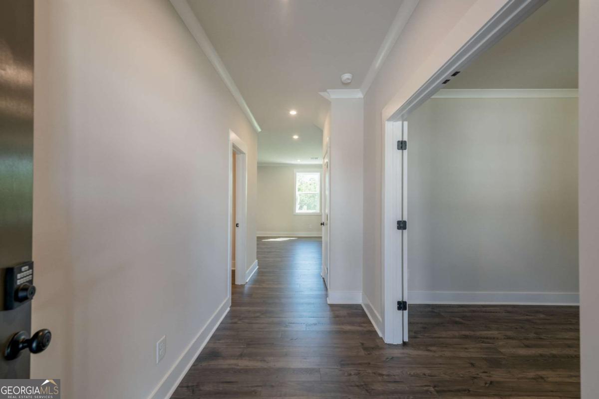 307 William Gossett Drive # 47b Property Photo 3