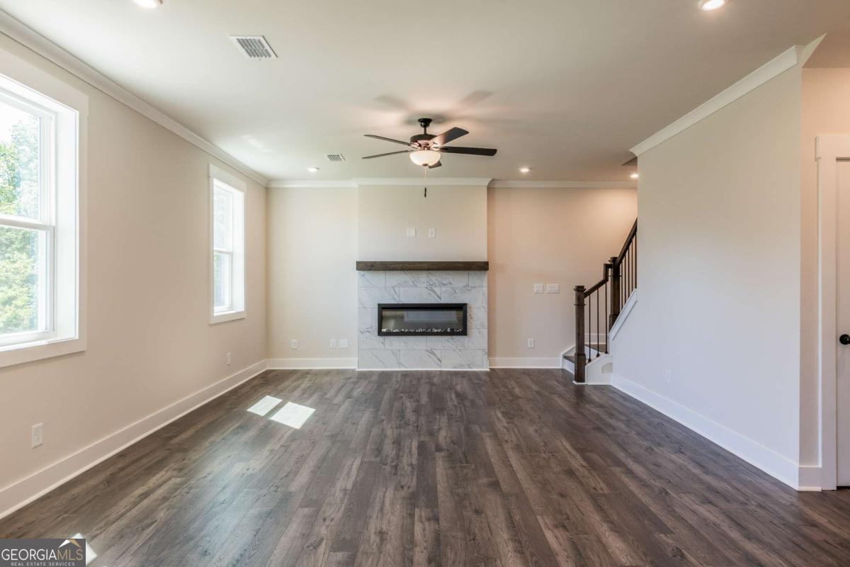 307 William Gossett Drive # 47b Property Photo 5