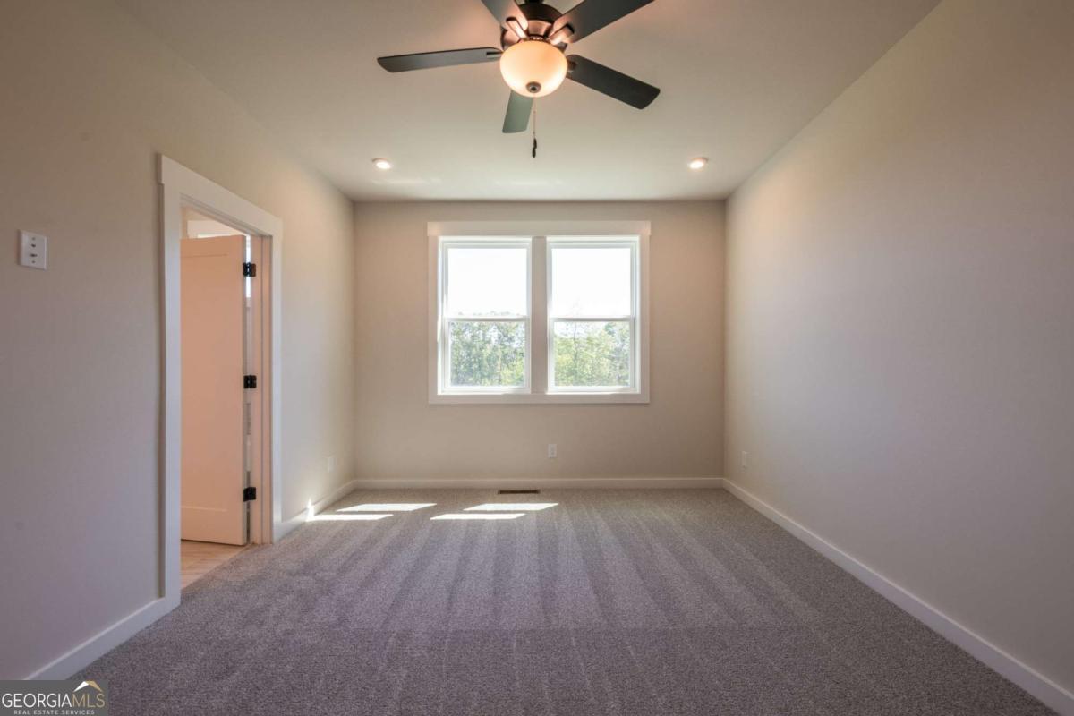 307 William Gossett Drive # 47b Property Photo 16