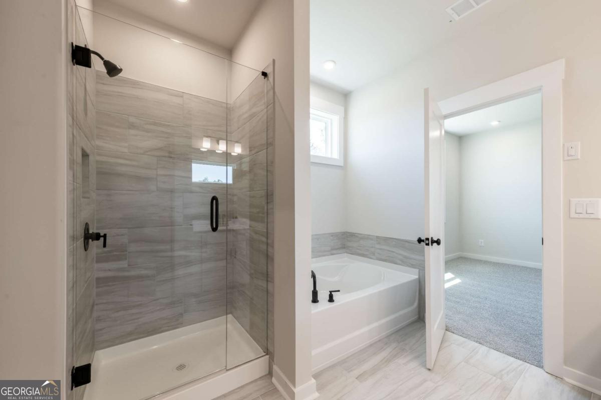 307 William Gossett Drive # 47b Property Photo 22