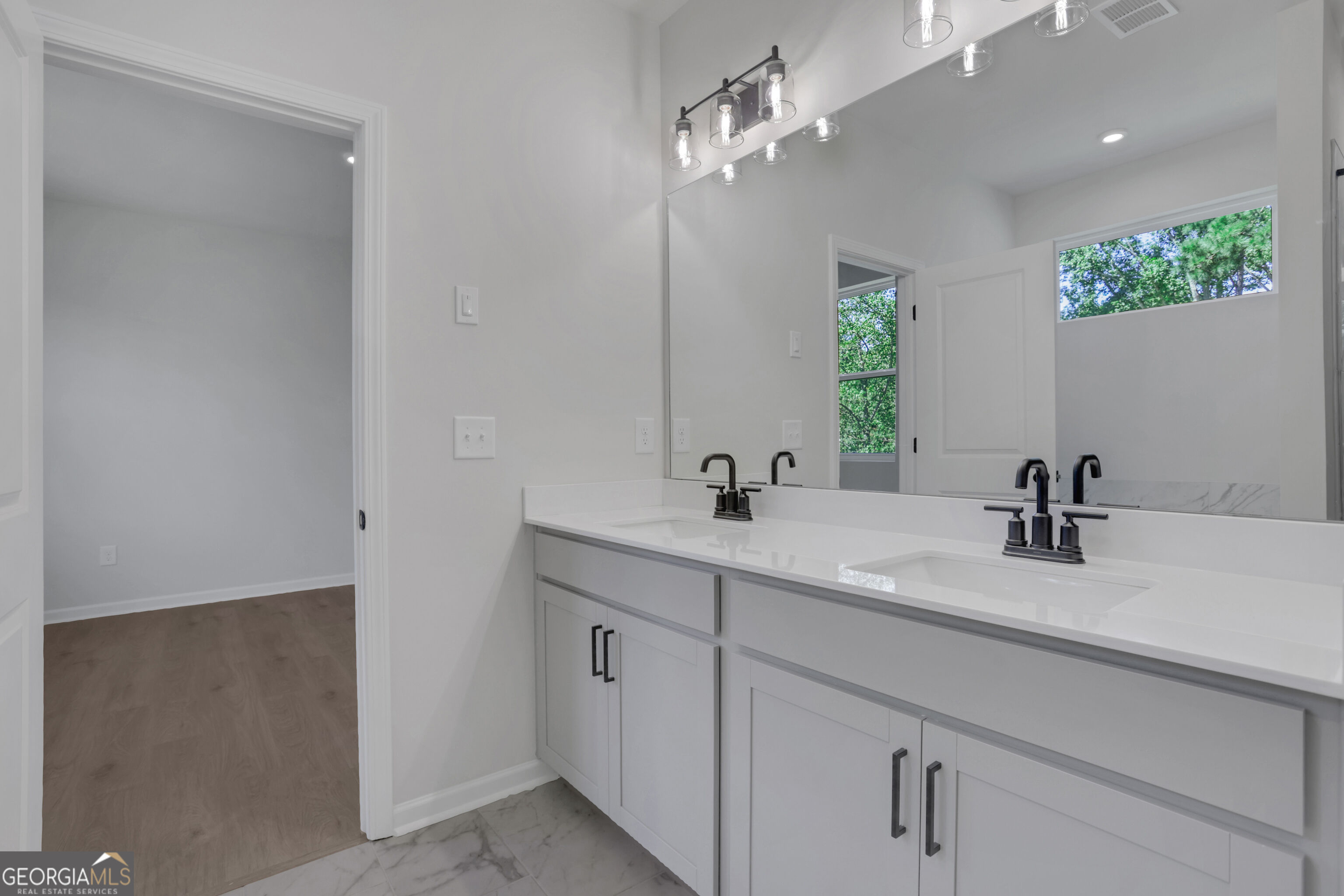 307 William Gossett Drive # 47b Property Photo 25