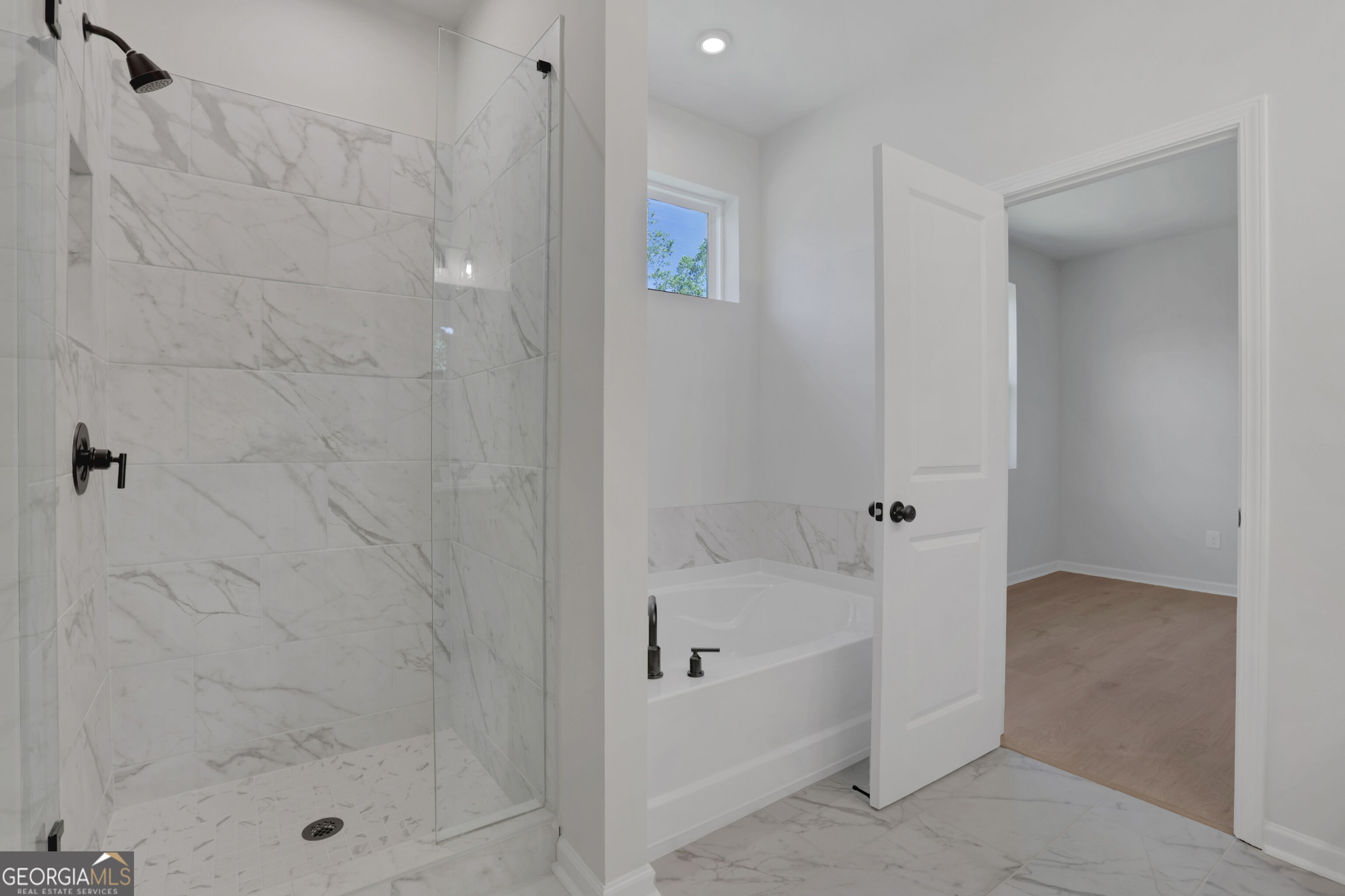 307 William Gossett Drive # 47b Property Photo 26