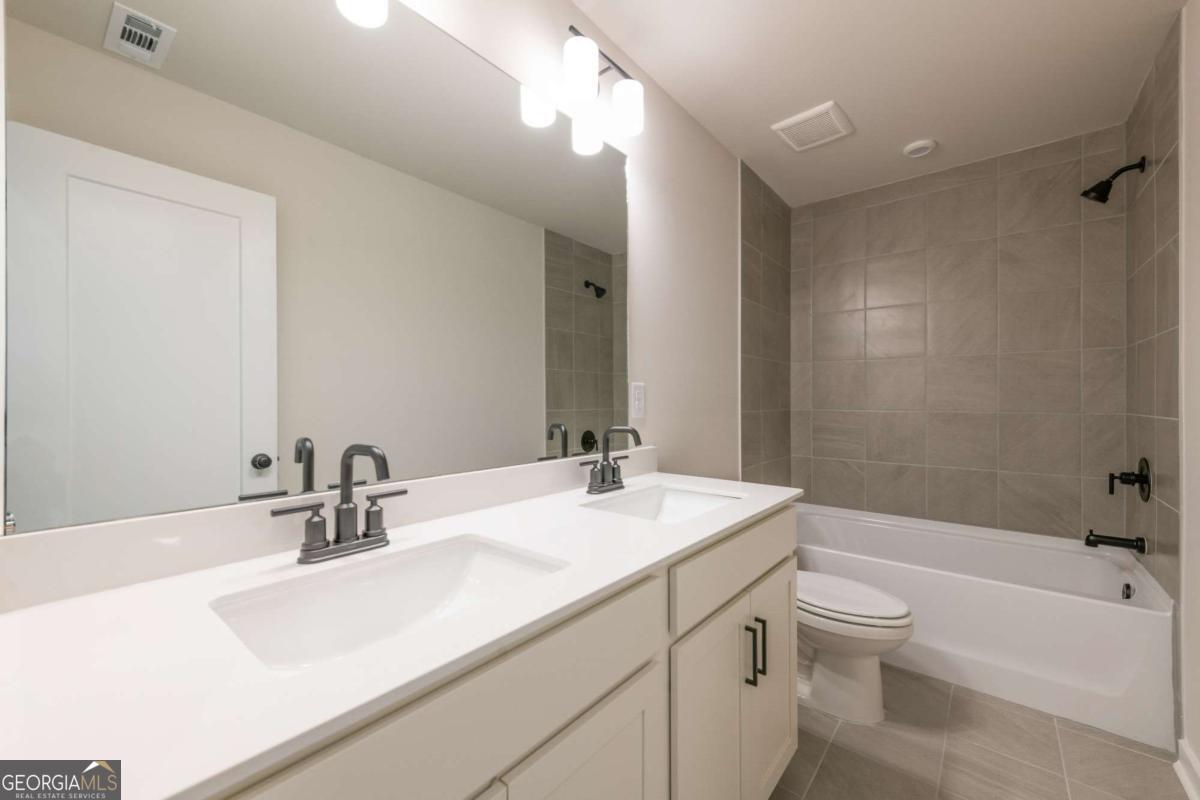 307 William Gossett Drive # 47b Property Photo 27