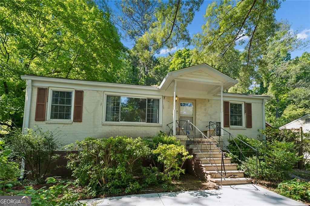 1972 Shalimar Drive NE