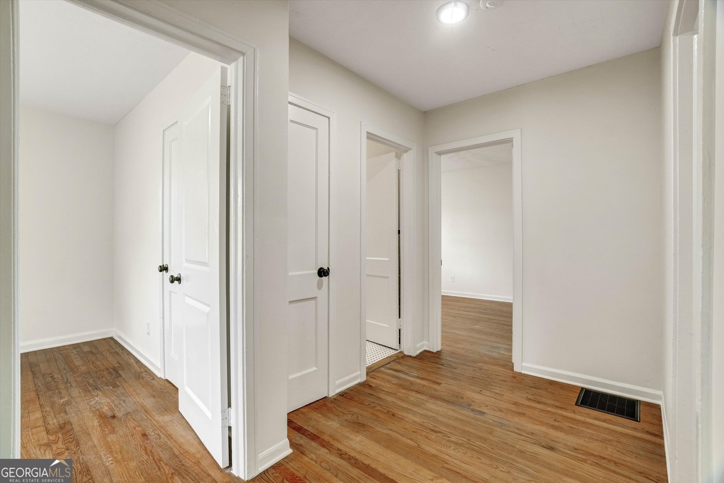 788 Richard Street Ne Property Photo 19