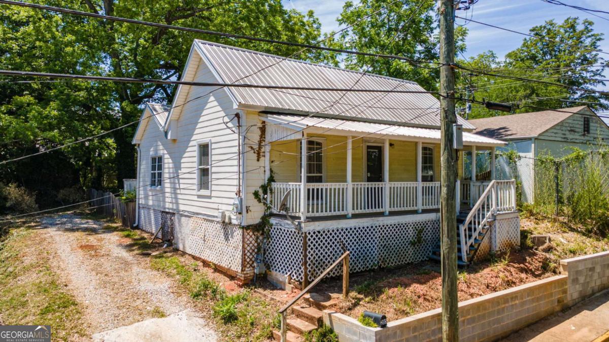 285 Rocksprings Street Property Photo 1