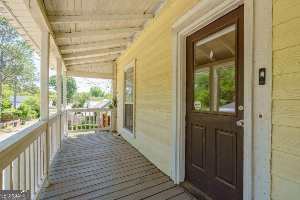 285 Rocksprings Street Property Photo 6
