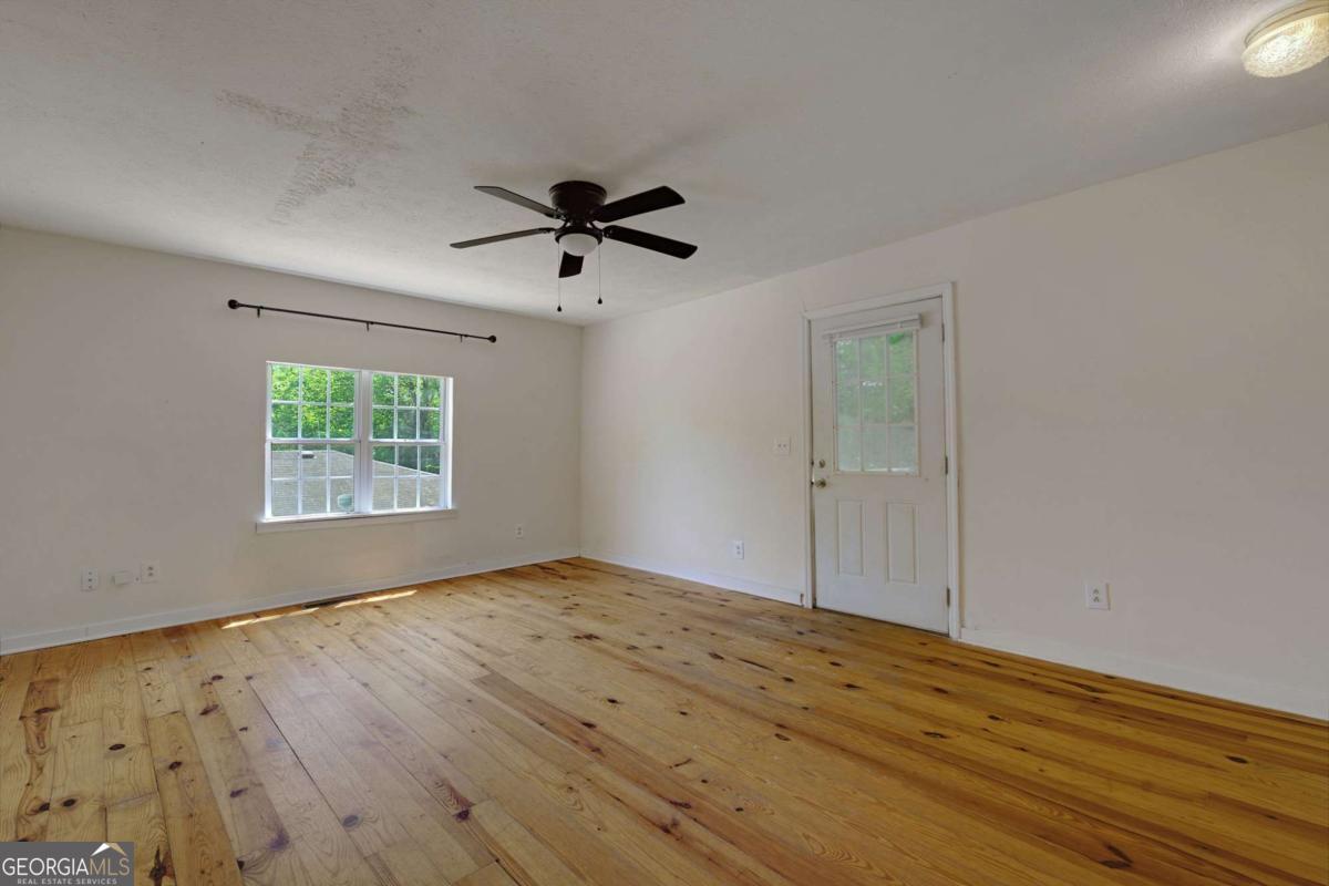285 Rocksprings Street Property Photo 15