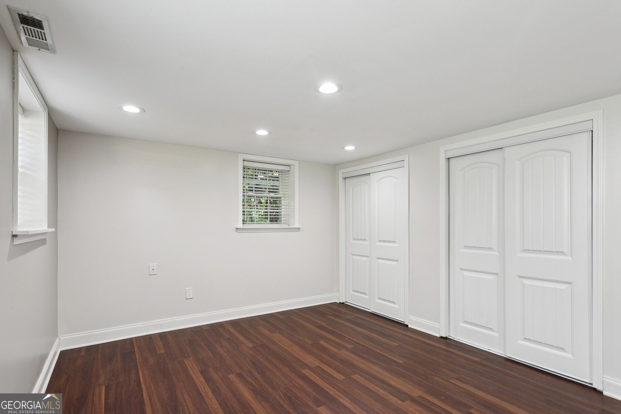 688 Huntington Place Se Property Photo 35