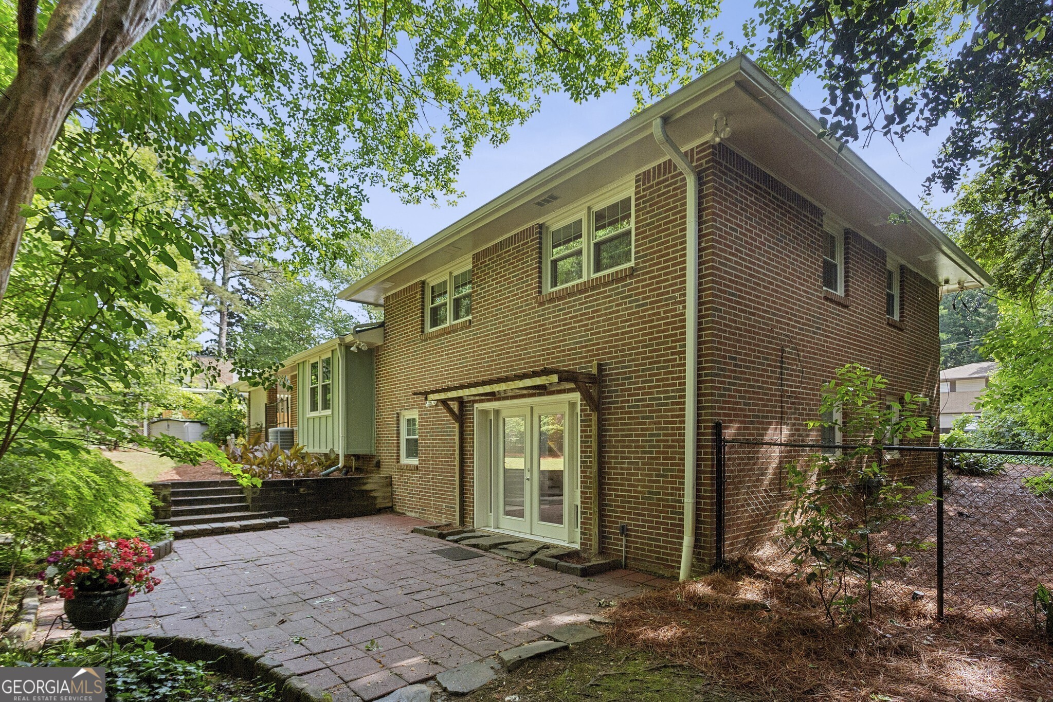 688 Huntington Place Se Property Photo 40
