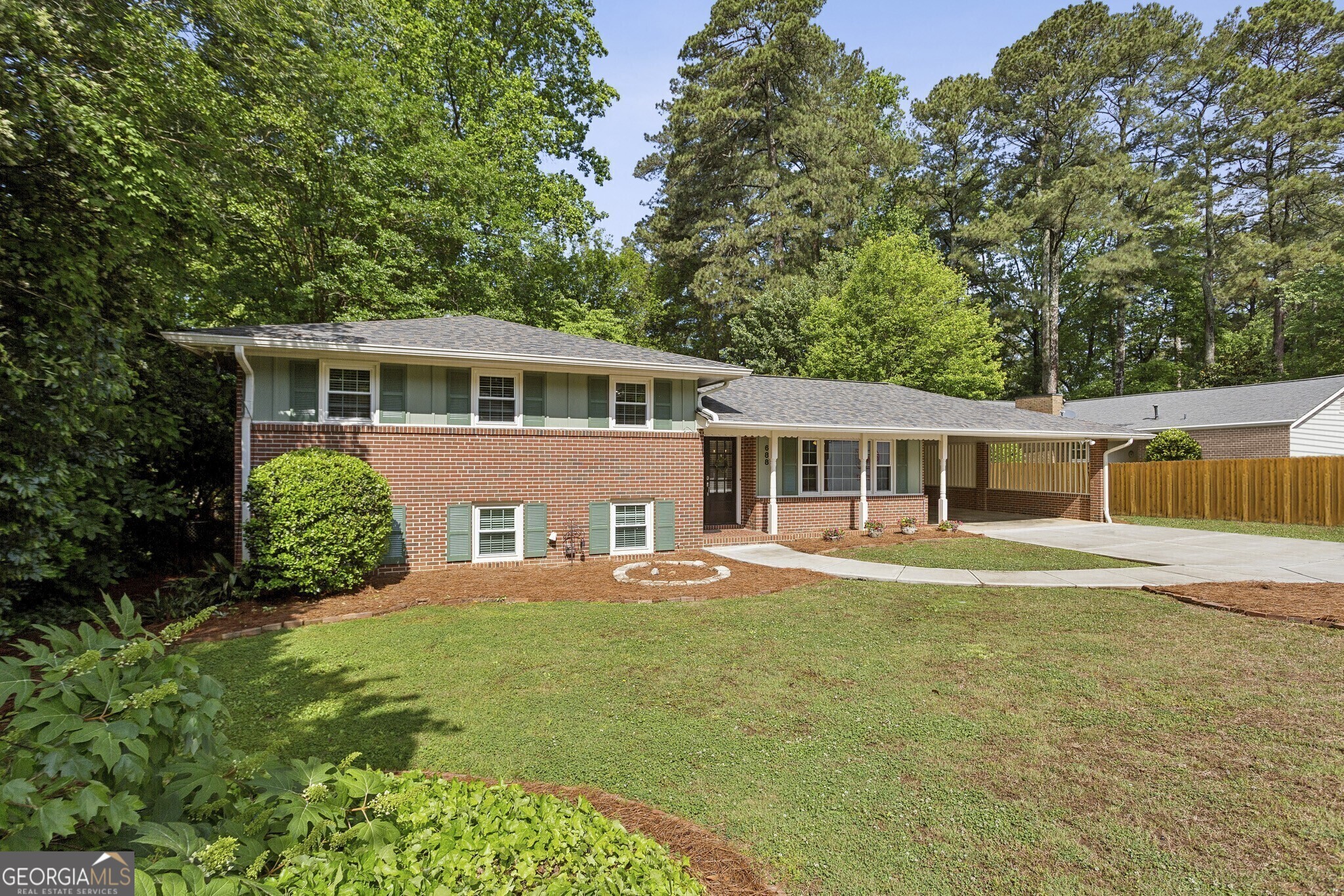 688 Huntington Place Se Property Photo 50