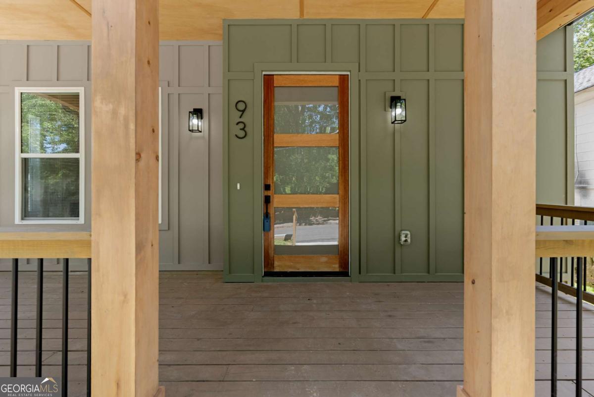 93 Ollie Street Nw Property Photo 1