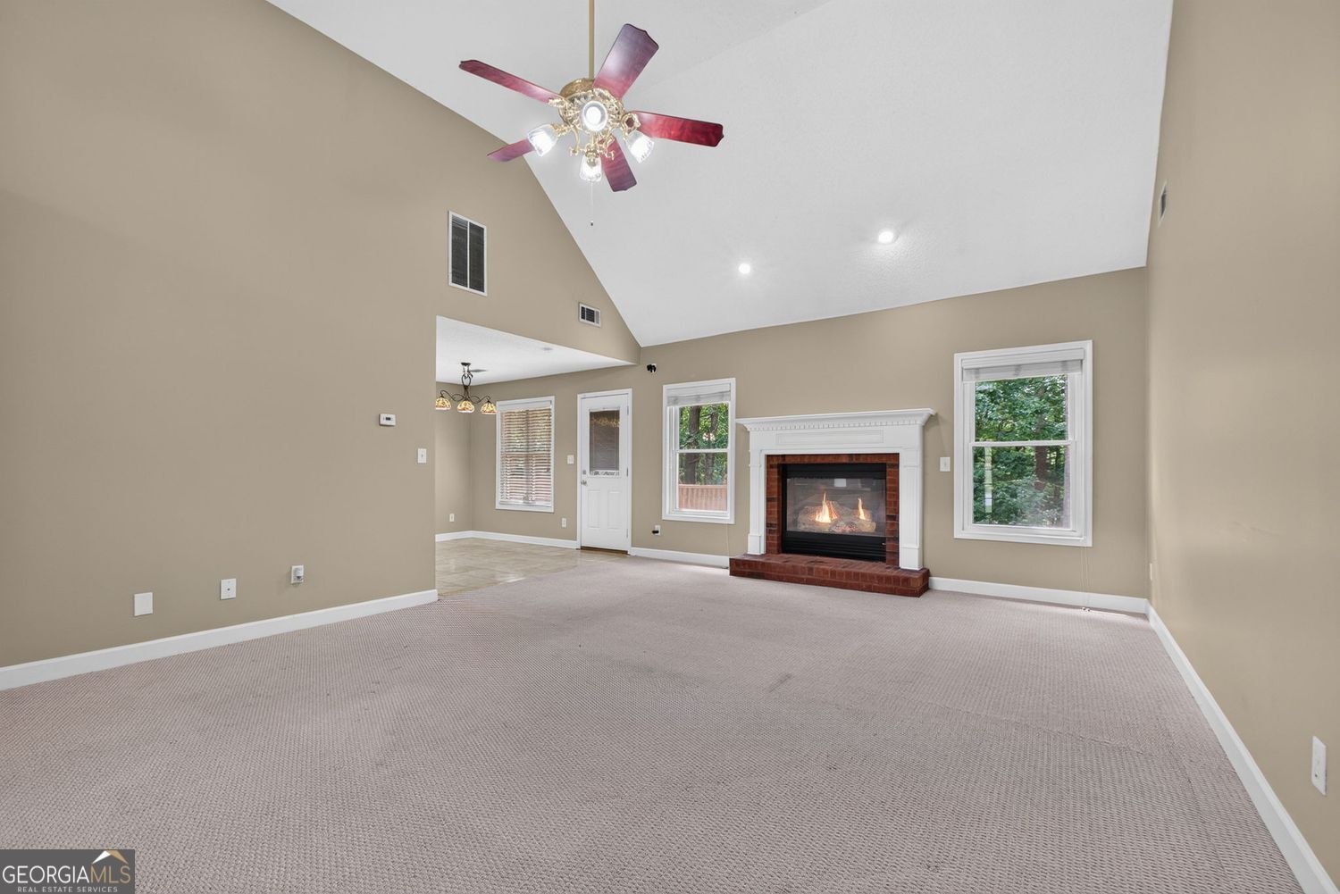 560 Brook Hollow Drive Property Photo 8