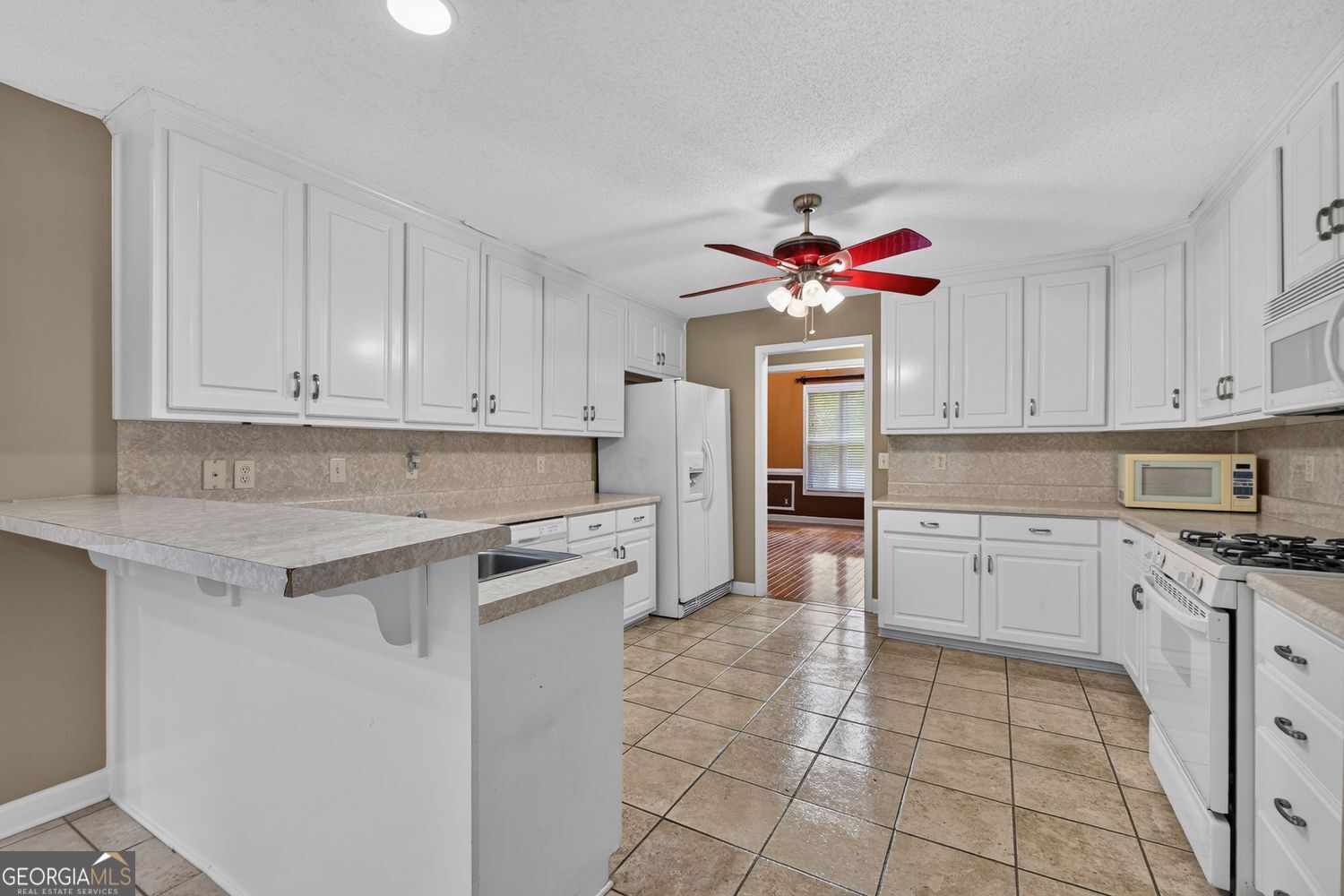 560 Brook Hollow Drive Property Photo 14