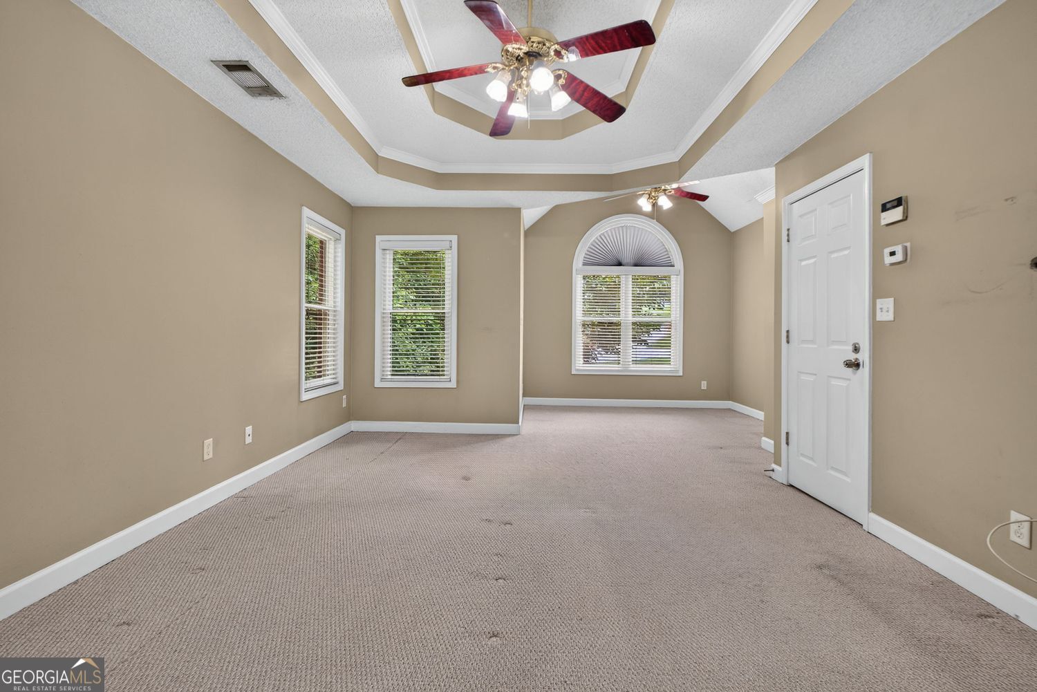 560 Brook Hollow Drive Property Photo 18